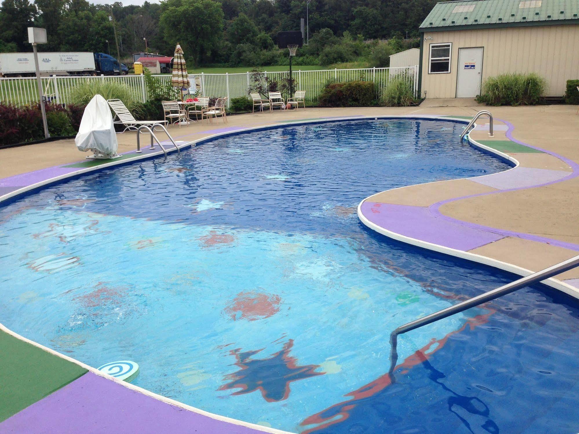 Motel 6 Williamstown, Wv Esterno foto